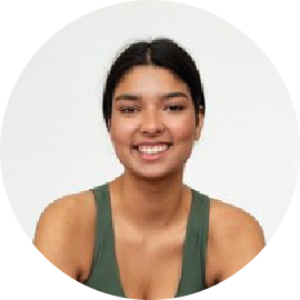 "Como administradora, mi vida estaba llena de estrés y responsabilidades que me llevaban a descuidar mi bienestar. Hace un año decidí probar pilates y yoga, y puedo decir que ha sido una de las mejores decisiones de mi vida. Estas prácticas me han enseñado a conectar con mi cuerpo y mi mente.”